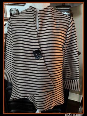 JOSEPH RIBKOFF STRIPED JACKET TOP TAN & BLACK ~ Sz 10